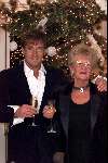 Aalsmeer 8 december 2000
Gerard Joling met zijn moeder