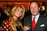 Amsterdam 17 decmber 2001
Princess kerstborrel in het Grace Theater.
Astrid Engels met een vriend
