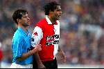 ROTTERDAM 16 DECEMBER 2001
Feyenoord-PSV 0-0
Pierre v Hooijdonk en ernest Faber
