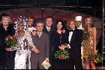 Aalsmeer 7 december 2000
Sterrenplayback show met Henny Huisman, Patty Brard, Rob Witschge Richard Witschge, Peer Mascini, Carlo Boszhard en Irene v d Laar.