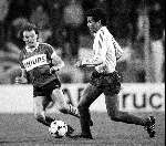 Eindhoven, 16 April 1985
PSV-FC Haarlem, eindstand
Ricardo moniz in aktie voor Haarlem in duel met Michel Valke