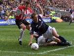 Eindhoven, 9 december 2001
Kompetitie Seizoen 2001/2001
PSV - FC Twente, eindstand 1-0
Tommy v d Leegte in dule met Andre Ooijer