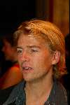 Den Bosch 2 december 2002
Premiere Tel uit je winst 
Antonie Kamerling