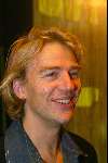Den Bosch 2 december 2002
Premiere Tel uit je winst 
Antonie Kamerling