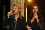 Den Bosch 2 december 2002
Premiere Tel uit je winst 
Isa Hoes en Antonie Kamerling met een glaasje champagne