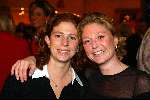 Amsterdam 17 decmber 2001
Princess kerstborrel in het Grace Theater.
Barbara Barend met zus