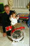 Fijnaart 14 december 2002
Vader Bauer met Christian Mariska achter de drums