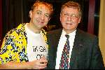 Den Bosch 2 december 2002
Premiere Tel uit je winst 
John Lanting met Jon v Eerd