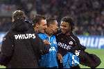 EINDHOVEN 6 DECEMBER 2001
PSV-PAOK SALONIKI 4-1
Nyron Wau en Jurgen Colin