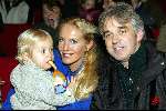 Kaatsheuvel 8 december 2002
Premiere wintershow in efteling.
Mandy Huydts met vriend en zoontje
