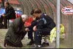 Eindhoven, 5 december 2001
De laatste training van PSV voor de tweede wedstrijd tegen PAOK
Overleg over de vele blessures bij Cees Rein v d Hoogenband Masseur Mart v d Heuvel en inspanningstrainer Luc v Agt