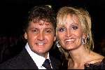 ROTTERDAM 7 december 2001
Rene Froger in AHOY
Rene Froger en zijn vrouw Natasja Froger