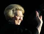 Amsterdam 9 december 2003
Uitreiking Prins Claus prijzen in paleis op de dam.     Koningin Beatrix