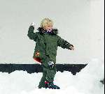 Lech 21 december 2003
Linda de Mol op Vakantie met haar kinderen 
Julian de Mol gooit een sneeuwbal
Wintersport