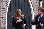 Laren, 6 september 2000
Maxima met de chauffeur van het Koninklijkhuis bij tandarts Beekmans.