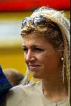 Kaagdorp 11 juli 2002
Prinses Maxima op een volgboot om haar man te zien zeilen