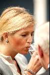 Den Haag 18 juni 2003
De dag dat Maxima haar eerste zwangerschap bekend maakt
Met een glaasje champagne