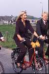 Utrecht 26 septmber 2001
Prins Willem Alexander en Maxima bezoeken de provincie Utrecht. Hier op de fiets