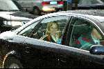 Amsterdam 28 december 2003
Prinses Maxima en Prinses Amalia wandelen met ouders Maxima en broer en zus bij Paleis op de Dam.Jorge Zorreguita en Carmen Zorreguita
Peter Smulders bv