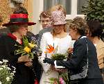 Wijhe en deventer 30 april
Koninginnedag  Maxima en Koningin Beatrix en Prinses Margriet