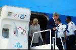 Curacao 11 augustus 2002
Prins Willem Alexander enPrinses Maxima arriveren op het vlieveld met een klm toestel