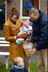 Weesp 1 december 2003
Pernille la Lau met vriend en kinderen