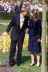 Lisse 9 mei 2001
Maxima en Prins Willem Alexander bezoeken de Keukehof.
en planten een boom