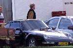 Lelystad 18 mei 2000
Prins Willem Alexander bij zijn porsch op vliegveld Lelystad