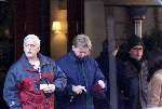 New York, 22 januari 2000
Prins Willem Alexander na afloop van een diner samen met een beveiligingsbeambte
Rest. CIPRIANI Downtown