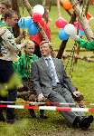 Wijhe en deventer 30 april
Koninginnedag  Prins Willem Alexander tussen de verkenners