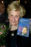 Amsterdam 1 december 2003
Presentatie DVD Willy Alberti in Amsterdam. 
Ria Alberti