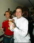 Amsterdam 11 december 2003
1 jarig bestaan van media-republic. 
Winston Gerschtanowitz met een glaasje bier