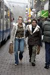Amsterdam 4 december 2004
Angela Schijf met haar man Tom v Landuyt winkelend in Amsterdam