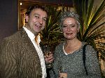Amsterdam 16 december 2004
Onthuling beeld Albert Mol in nieuwe de la mar theater.
Doris Baaten en Jon v Eerd