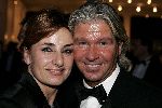 Amsterdam 9 december 2004
Miljonairs fair in de Rai Amsterdam.
Dries Roelvink met vrouw