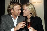 Vught 21 decmeber 2004
Hans Kraay jr en Sofie bij restaurant de Heer Kocken.