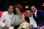 Amsterdam 12 december 2004
Kelis met Eric Kuster Jeroen de Rooij en Rodrigo Otazu op miljonairs fair.