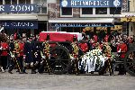 Delft 11 december 2004
Begrafenis Prins Bernhard in Delft.
Kist Prins Bernhard met anjer