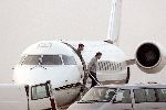 Schiphol Oost 9 december 2004
Robbie Williams arriveert op schiphol Oost