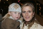 Scheveningen 13 december 2004
Society lunch Holland casino.
Silvie Schmeitz met dochter Beau
Peter Smulders bv