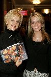 Amsterdam 21 december 2004
Premiere Kertciruc in Carre.
Tineke Schouten met dochter