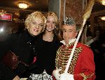 Amsterdam 21 december 2004
Premiere Kertciruc in Carre.
Tineke Schouten met dochter
