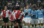 Rotterdam, 11 December 2005 Kompetiewedstrijd seizoen 2005/2006
Feyenoord-PSV, eindstand 1-0
Alexander Ostlund.