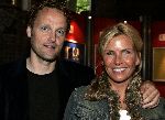 Amsterdam 5  juni 2004
Presentatie boek rode kruis en canon.
Anita Witzier met vriend
