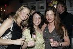 de Kwakel 23 december 2005
Kerstborrel Gerard Joling.
Anouk Smulders en Tina Nijkamp en Justine Hofmeijer