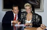 Bloemendaal 9 September
Het aantekenen van hun voorgenomen huwelijk
Hans Breukhoven samen met Connie Breukhoven ( toen nog on der de artiestennaam Vanessa )