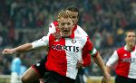 Rotterdam, 11 December 2005 Kompetiewedstrijd seizoen 2005/2006
Feyenoord-PSV, eindstand 1-0
Dirk Kuyt heeft de stand op 1-0 gebracht