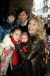 Amsterdam 18 november 2005
Premiere Kabouter Plop in Tuschinsky.
Kaja Wollfers Elle v Rijn met Baby Helena en 2 andere kinderen