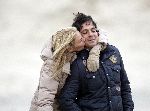 Bloemendaal 3 december 2005
Ellemieke Vermolen met haar nieuwe vriend Jose Fortes Rodriges en hond Bo op het strand.