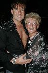 de Kwakel 23 december 2005
Kerstborrel Gerard Joling.
Gerard met zijn moeder